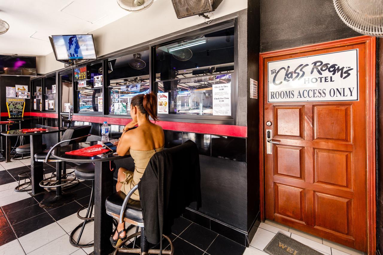 The Classroom Hotel Pattaya Luaran gambar